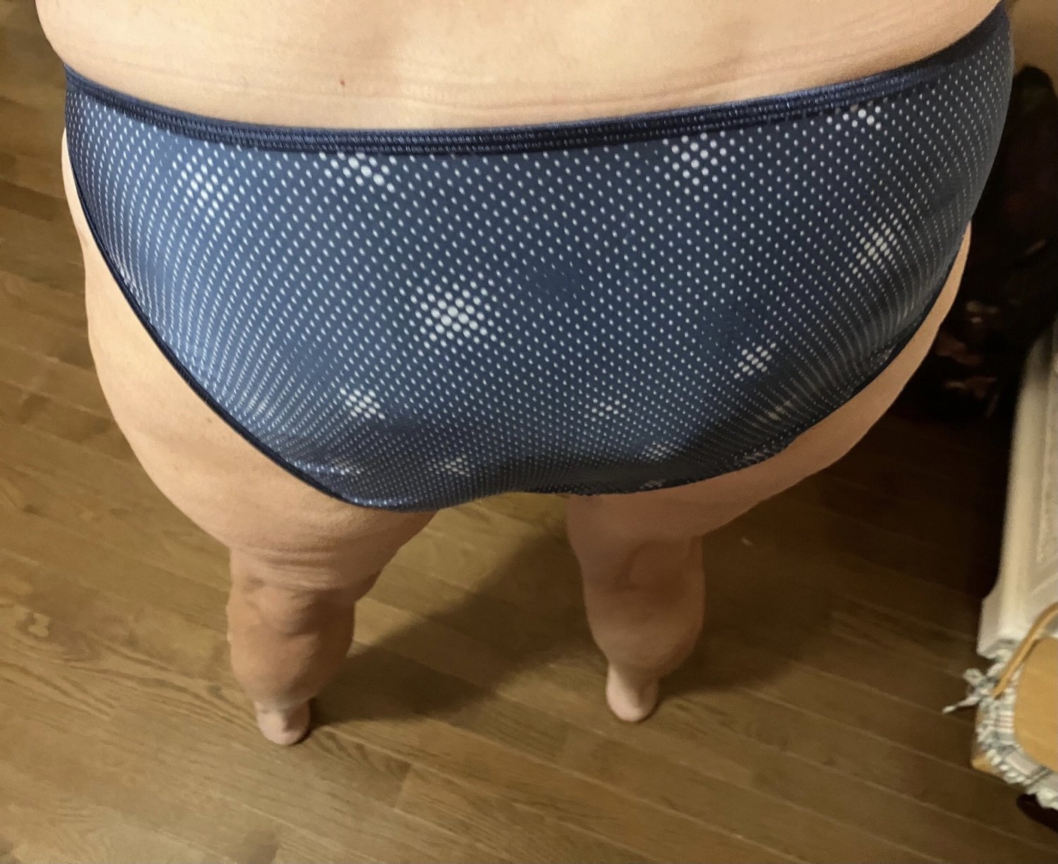 Playing with my mature wife. #B3qHXdRO